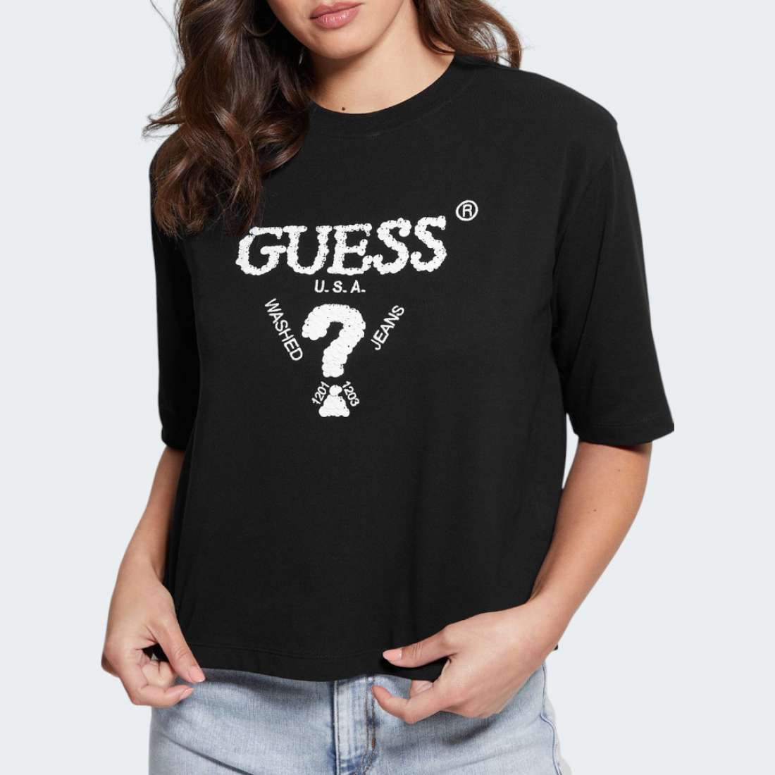 TSHIRT GUESS AURLIE BOXY JBLK