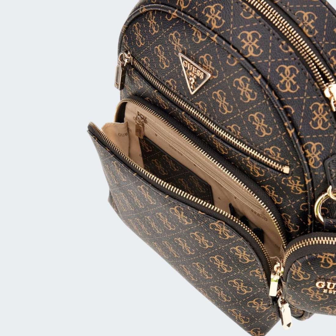 MOCHILA GUESS EMBOSSED G66B
